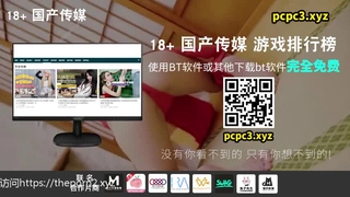 BDSM大学女孩在免费性爱俱乐部里变得淘气