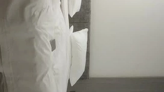骚人妻制服黑丝诱惑身材完美激情一多啪啪大秀，被男友舔逼很刺激