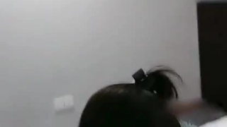 勒逼裤小骚货【十柒学姐】手机店里操逼，黑丝美腿厕所尿尿，吸吮大屌深喉，扶着柜子后入抽插